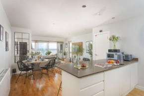 6 The Point, Newquay